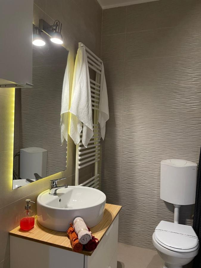 Gold Luxury Apartment Close To Presidential Palace Bükreş Dış mekan fotoğraf